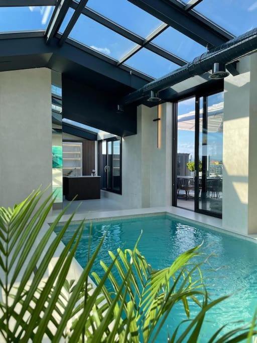 Luxury Penthouse Prishtina Lägenhet Pristina Exteriör bild