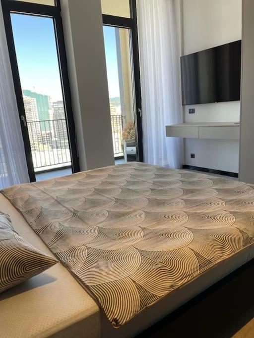 Luxury Penthouse Prishtina Lägenhet Pristina Exteriör bild