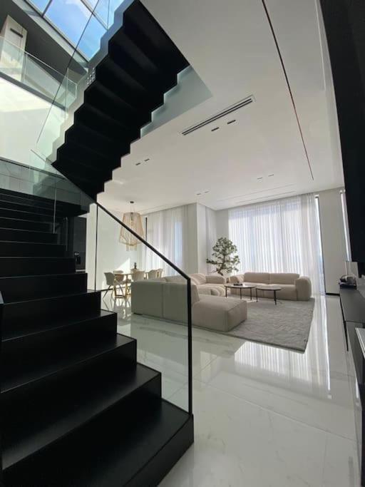 Luxury Penthouse Prishtina Lägenhet Pristina Exteriör bild